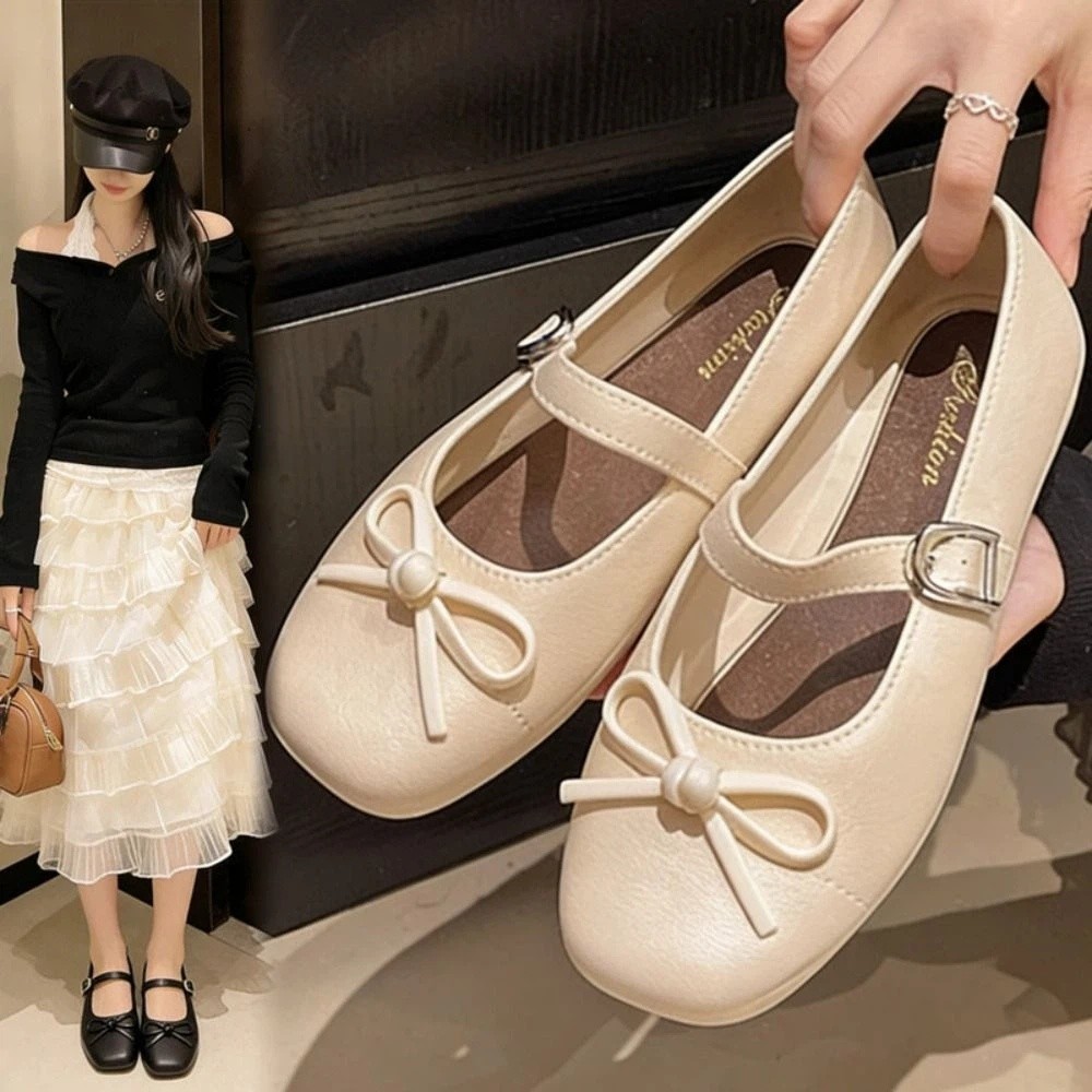 Sandals - Lieve dames sandalen met parel strik,